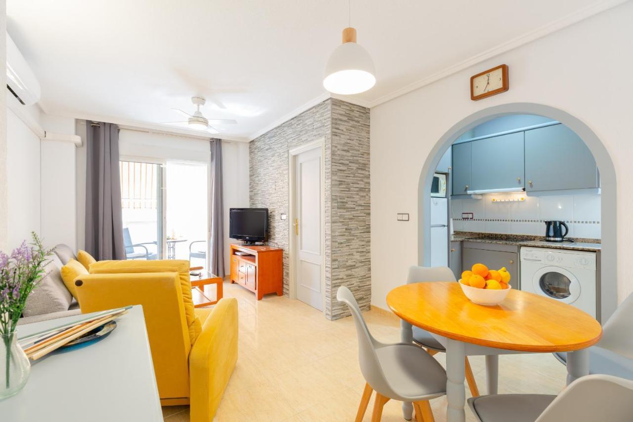 Petite Charming By Fidalsa Apartment Torrevieja Exterior photo